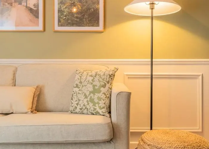 1 Bedroom Courtyard House Typical Of Old